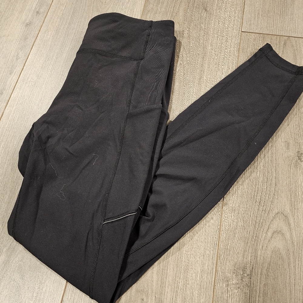 Lululemon black leggings with mesh siding